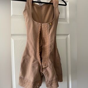 Beige Shapewear Bodysuit/Colombian faja